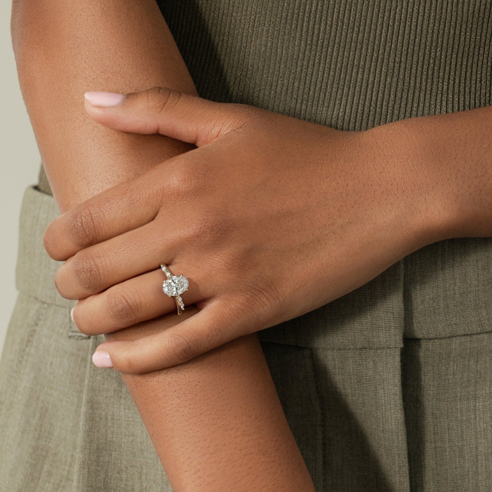 CUJ056