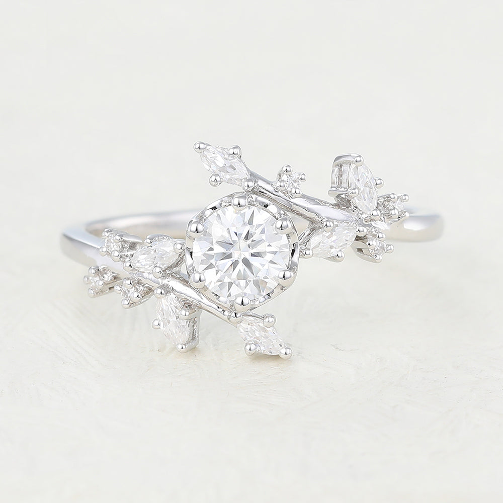 0.41 CT Round Cluster Moissanite Engagement Ring